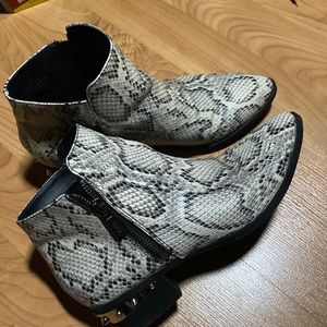 Sam Eldeman Booties